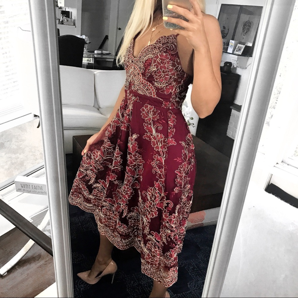 🆕 BURGUNDY GOLD EMBROIDERED MIDI DRESS! - Picture 3 of 11